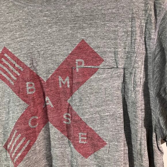 Old Navy Gray Heathered Basecamp Crewneck Pocket‎ T-shirt - Picture 4 of 4